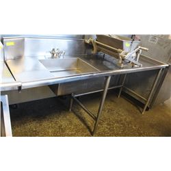 STAINLESS STEEL SINGLE WELL SINK W/ RUNOFF & ICE