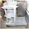 Image 1 : RUBBERMAID COMMERCIAL CLEANING CART