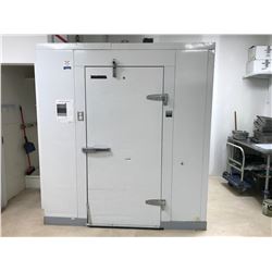 COMMERCIAL WALK-IN COOLER W/ COMPRESSOR