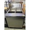 Image 1 : 2 WELL REFRIGERATED TABLE WITH SNEEZE GUARD.