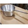 Image 1 : 4.5QT TAPERED ALUMINUM SAUCE POT