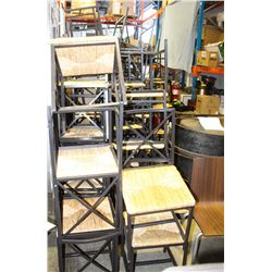 APPROX. 43 GRANAS CHAIRS