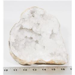 LARGE WHITE QUARTZ GEODE