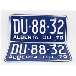PAIR OF 1970 NEW LICENSE PLATES