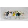 Image 1 : CLEAR BIN W/OVER 30 USEABLE OIL PAINT