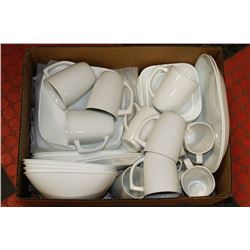 BOX W/42-PC CORELLE DISHWARE SET INCL. LG