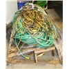 Image 1 : PALLET WITH CORDS , HOSE AND MORE
