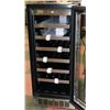 Image 2 : SILOUETTE PROFESSIONAL WINE BEVERAGE CENTER.