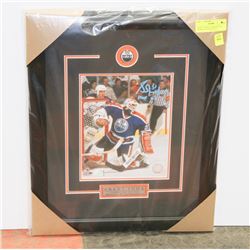 GRANT FUHR AUTOGRAPHED & FRAMED PICTURE W/