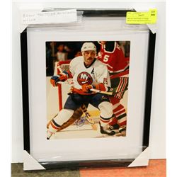 BRYAN TROTTIER AUTOGRAPH WITH UNAUTHENTICATED COA