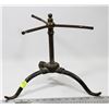 Image 1 : ANTIQUE ROTATING LAWN WATER SPRINKLER