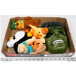 FLAT OF VINTAGE TOYS, HULK FLINTSTONES AND MORE