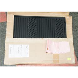 PAIR OF NEW BLACK FLOOR MATS