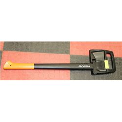 FISKARS PRO SPLITING AXE