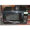 Image 1 : DANBY MICROWAVE