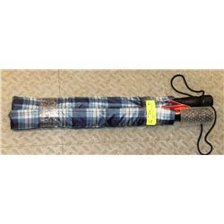 NEW PAIR OF PLAID OVER SIZED UMBRELLAS