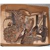 Image 1 : BOX W/ 9 VARIOUS SIZES ANIMAL TRAPS. COLLECTIBLE.