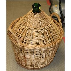 LARGE WICKER DEMI JOHN.