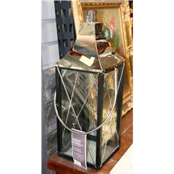 LARGE OUTDOOR KONRAD LANTERN