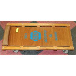 NAPA CREEPER 36" X 16"