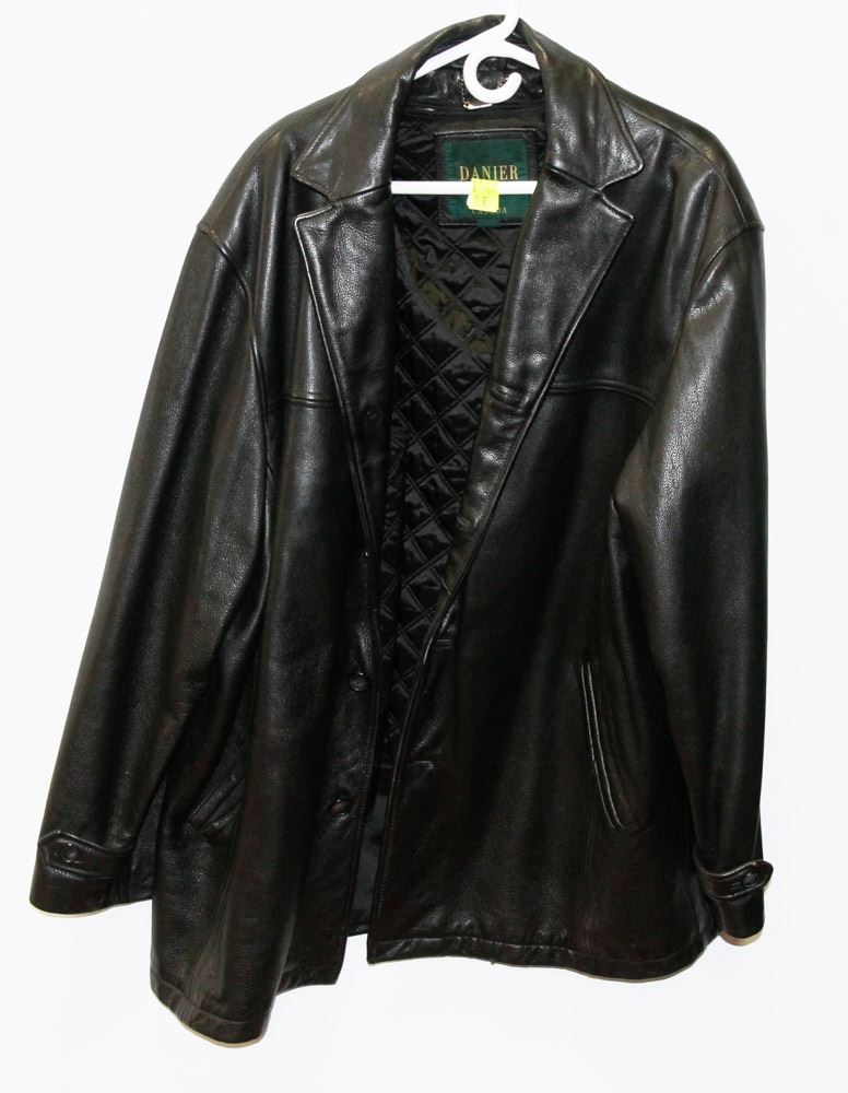 DANIER MENS LEATHER JACKET SIZE 4446 (XL).