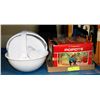 Image 1 : CAMPING COOKWARE SET & PICNIC SET.