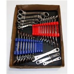 SAE & METRIC MAXIMUM GEAR WRENCHES ANGLE HEAD