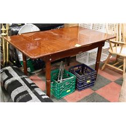 SOLID WOOD DINING TABLE WITH BUILT IN EXTENSION