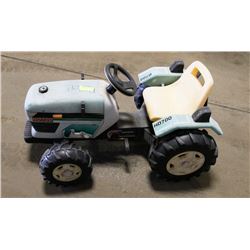 HARD PLASTIC PEDDLE CHAIN TRACTOR