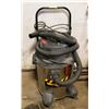 Image 1 : SHOP VAC INDUSTRIAL VACUUM 6.5HP WITH HOSE