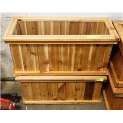 PAIR OF WOOD PLANTERS ON CHOICE