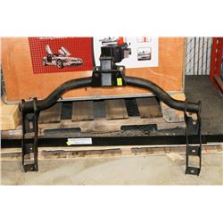 CHEVROLET 99-2007 TOW HITCH (1/2 OR 3/4 TON)