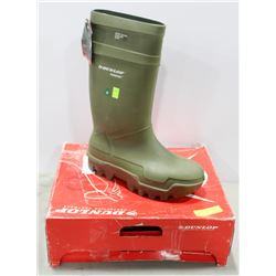 PAIR OF DUNLOP STEEL TOE RUBBER BOOT,