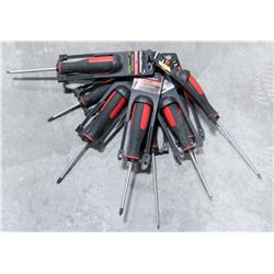 GROUP OF ASSORTED SCREWDRIVERS