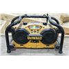 Image 1 : DEWALT DC011 JOBSITE RADIO
