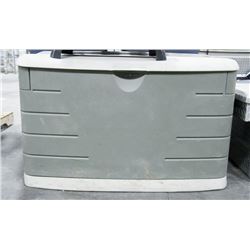 RUBBERMAID DECK STORAGE BOX, 41 X 24 X 24
