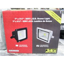 SCENE LIGHT , 5X7 LED XTRA WHITE, 100, 277VAC,