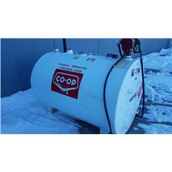 FUEL TANK WITH A FILL RITE HEAVY DUTY PUMP MODEL