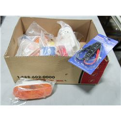 BOX OF ASSORTED LIGHTS, AND ELECTRICAL ITEMS