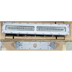 DIALIGHT WITH BRACKET, P/N LSC3C4D3GEX