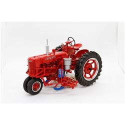 IH Farmall H w/ mounted planter Ertl Precision Key 5 1:16 Has Box *Planter Piece*
