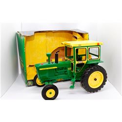 John Deere 4010 tractor Ertl Collector Edition 1:16 Has Box