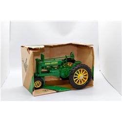 1934 John Deere A tractor Ertl 1:16 Has Box