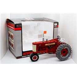 IH Highly Detailed Farmall 450 w/ electrall SpecCast 1:16 Has Box