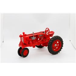 McCormick-Deering Farmall F20 Ertl 1:16 No Box