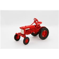 McCormick Farmall Cub Ertl 1:16 No Box