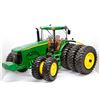 Image 1 : John Deere 8520 Highly Detailed triples Ertl 1:16 No Box
