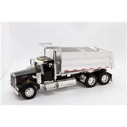 Kenworth dump truck 11" long no hitch No Box