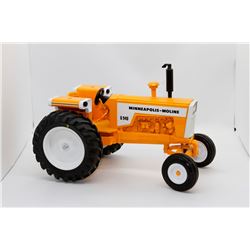 Minneapolis Moline G940 1:16 No Box