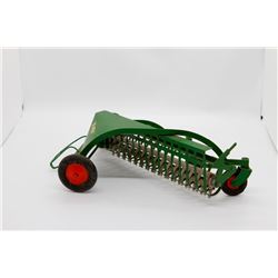 Oliver side delivery rake No Box